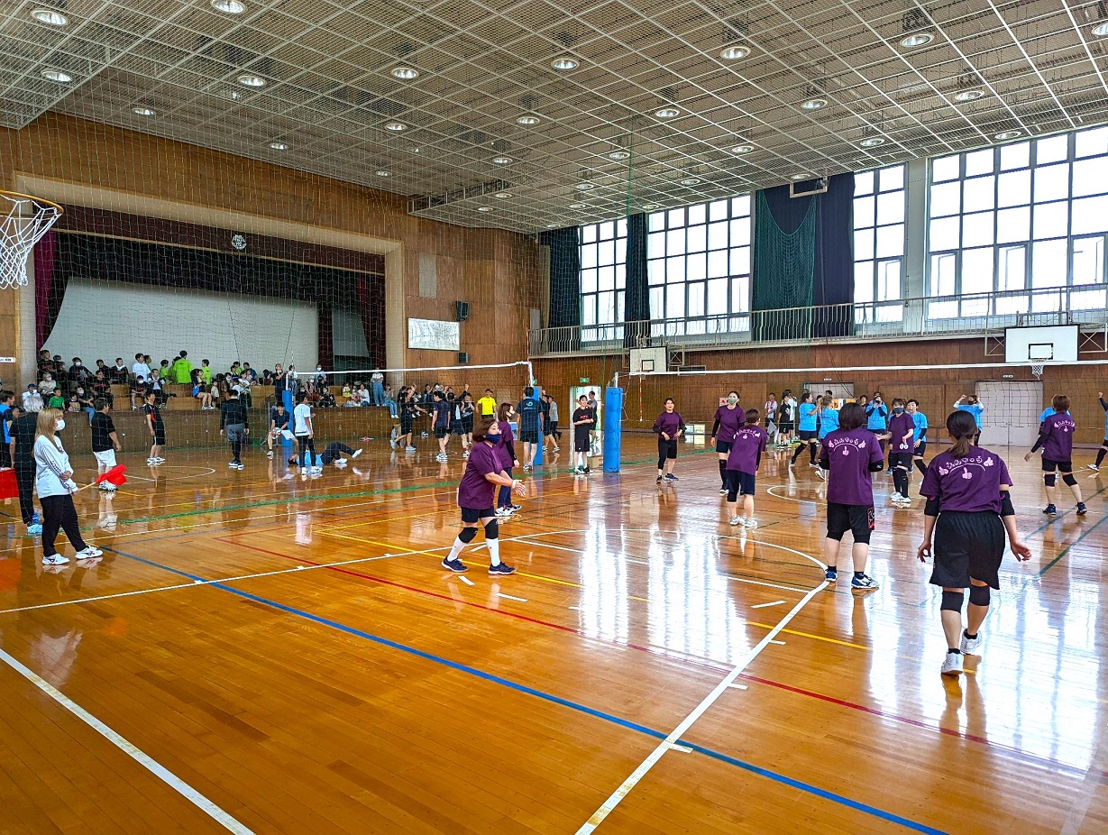 第４０回自治会対抗バレーボール大会の写真