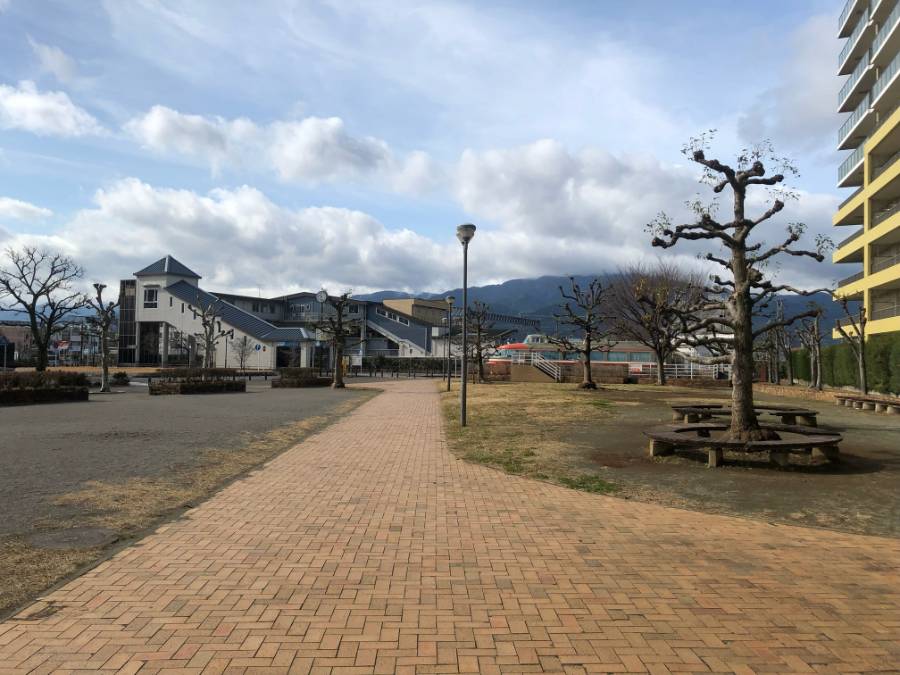 開成駅前第２公園の写真